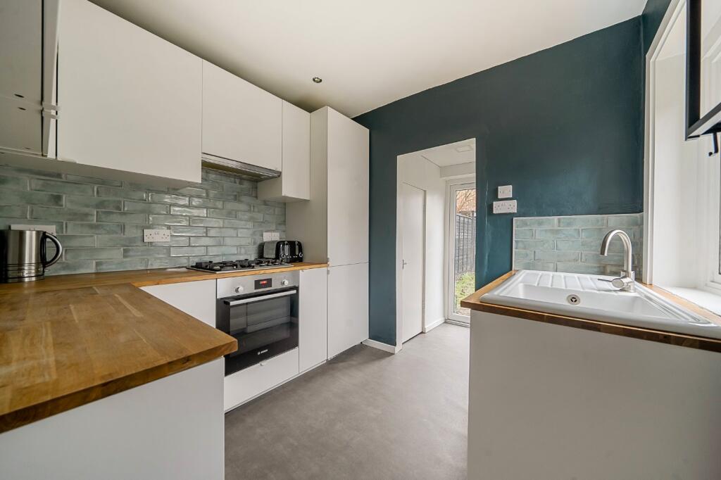 Shortlands Road, Kingston upon Thames, Surrey, KT2 photo 4