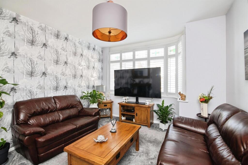House in Sandwell, West Midlands - View 2
