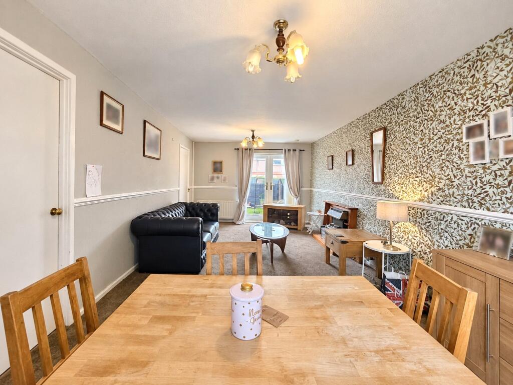 Moorfields Avenue, Prenton, Merseyside, CH43 photo 4