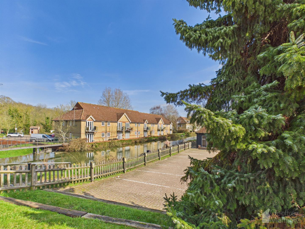 Main image of property: Cambridge Road, Harlow
