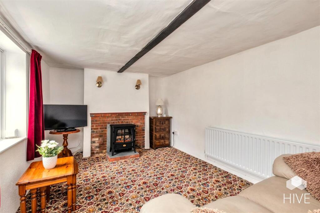 House in Ameysford, Tricketts Cross, Ferndown Town - View 4