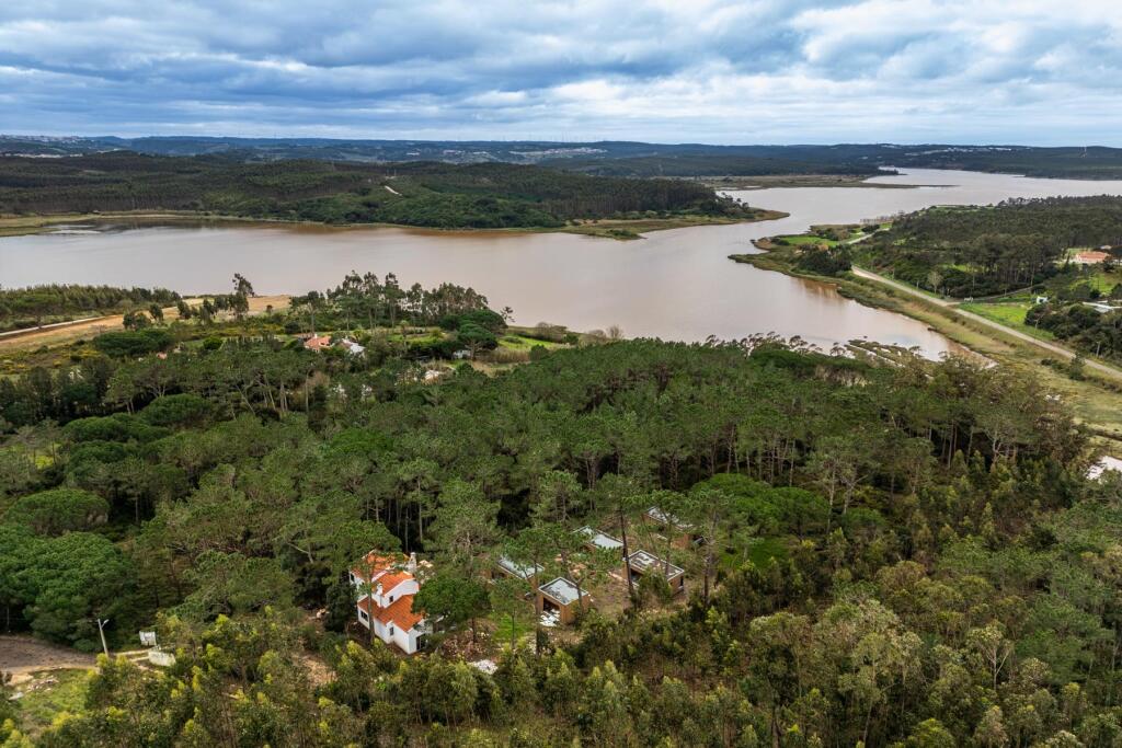 Main image of property: Leiria, Caldas da Rainha