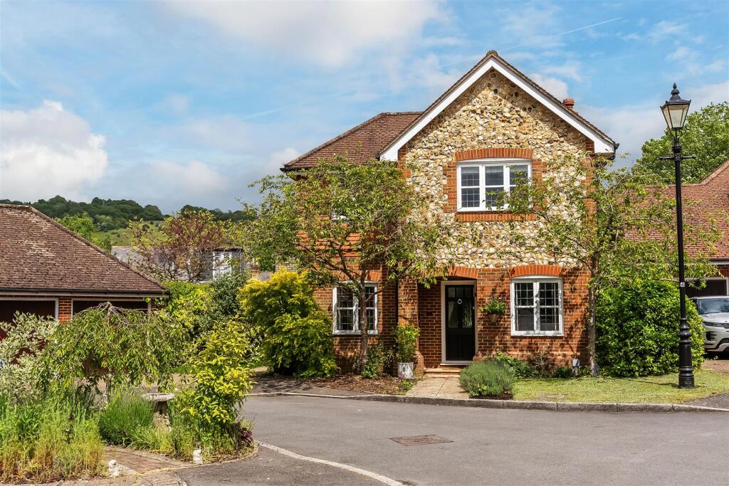 Main image of property: REDCOTE PLACE, DORKING, RH4