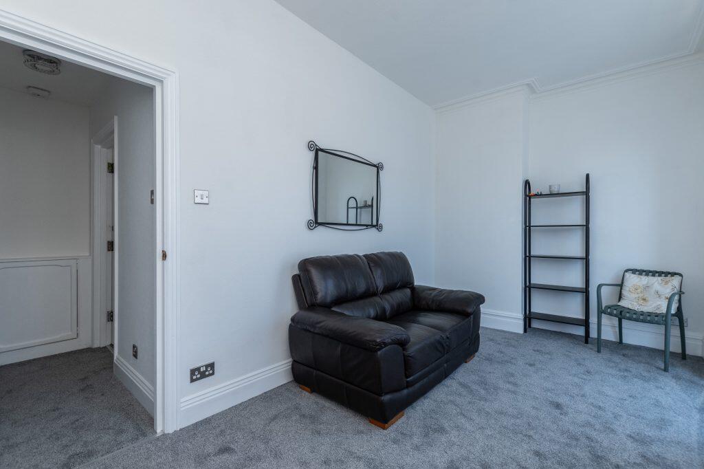 Apartment in Bournemouth - View 4