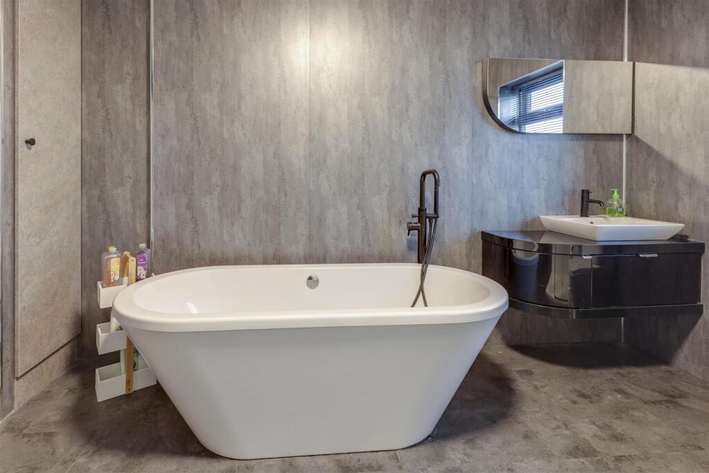 Additional image 28 of St. Peters Avenue, Haslingden, Rossendale