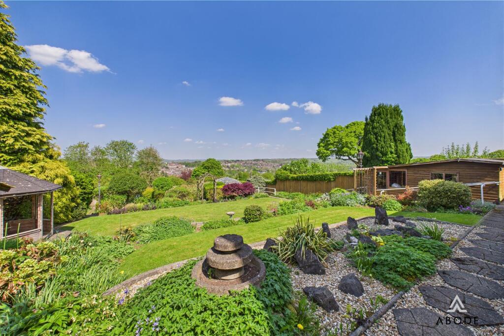 Peak View Drive, Ashbourne, Derbyshire photo 4