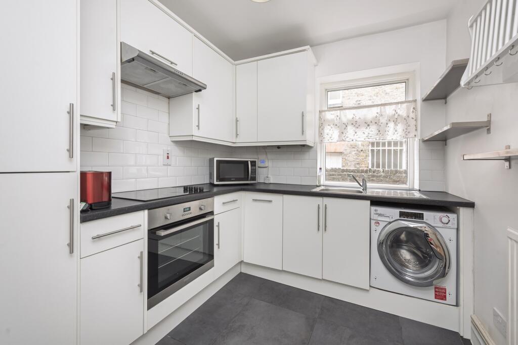 Apartment in London - View 4