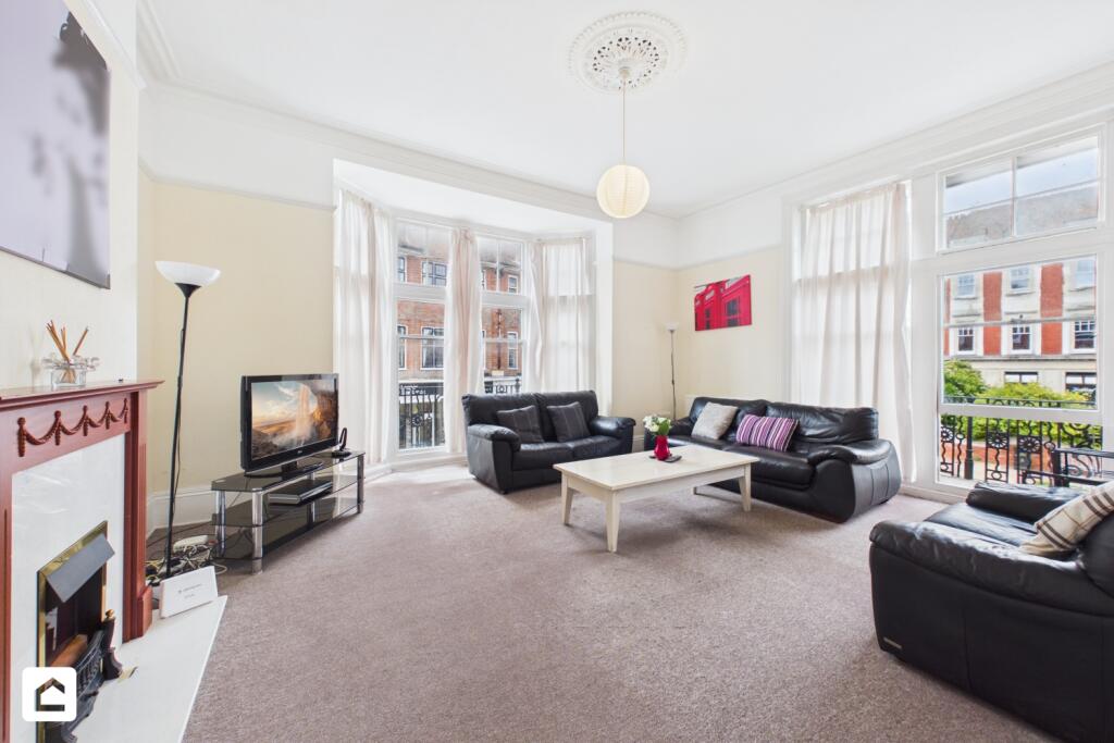 House in Brighton - View 3
