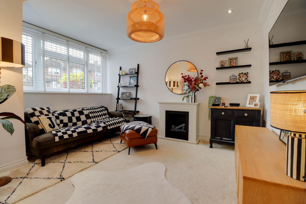 Additional image 5 of Holly Walk, Harpenden, Hertfordshire, AL5