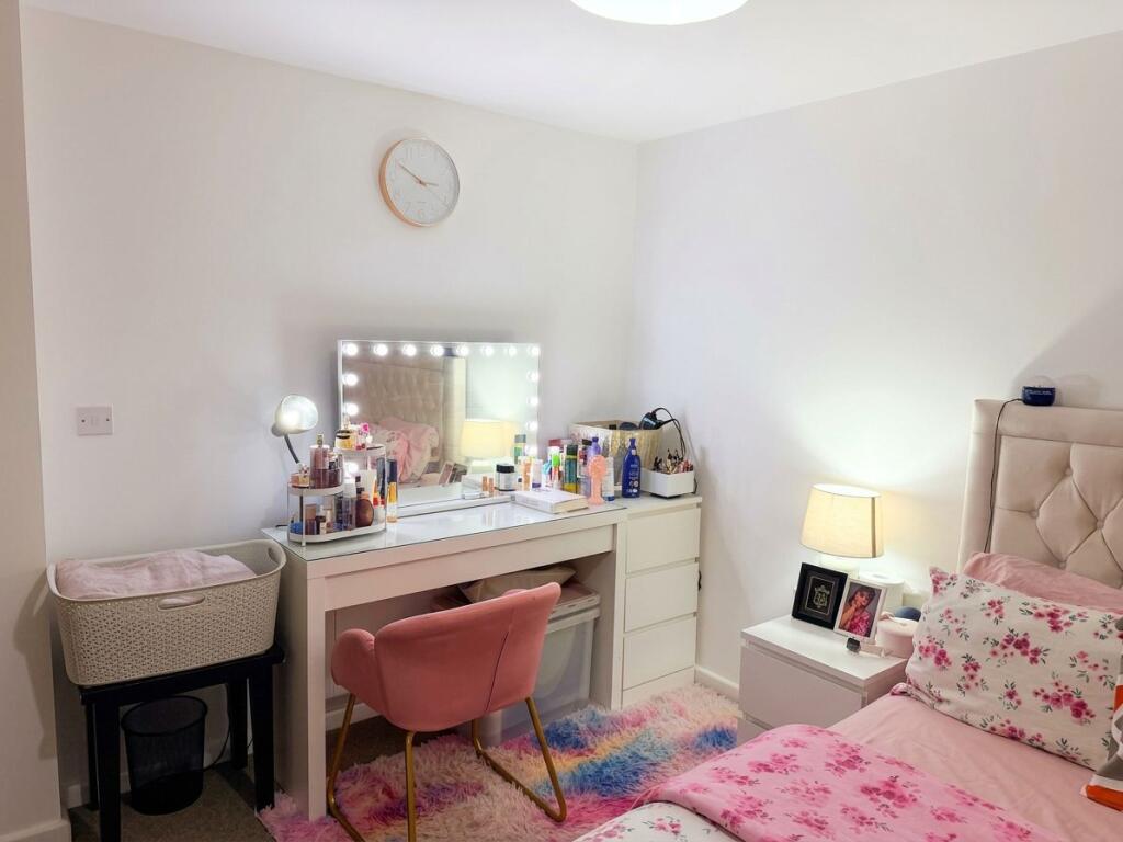 Apartment in Warrington - View 5