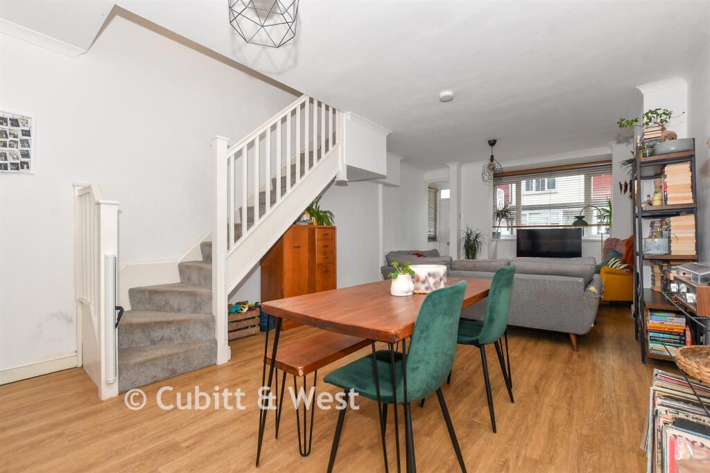 House in Portsmouth - View 3