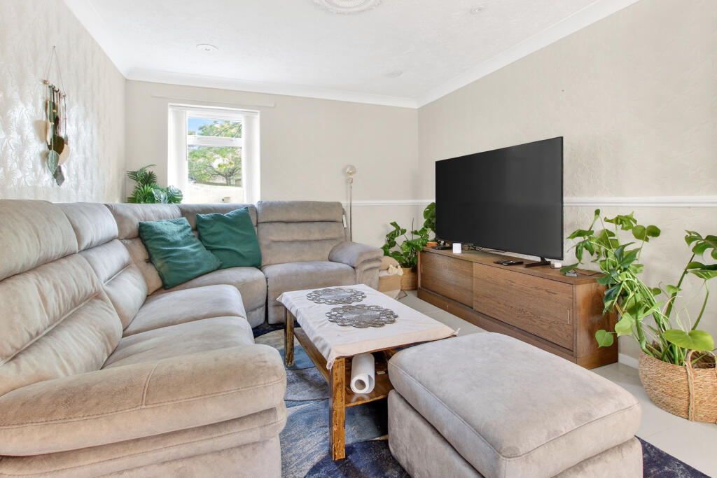 House in Reading - View 4