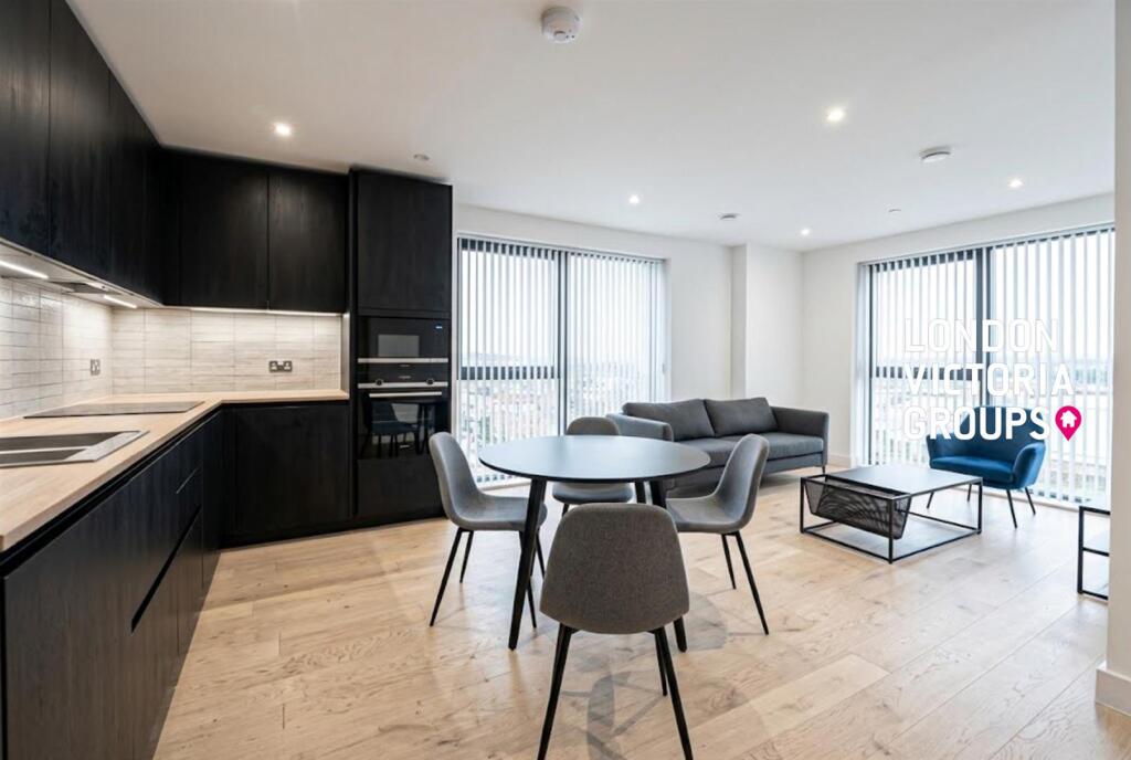 Main image of property: Hawksbury Heights, 11 Hewson Way, SE17