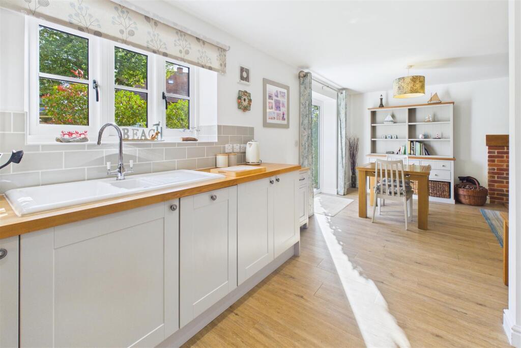 Mill Street, Middleton, Saxmundham photo 3