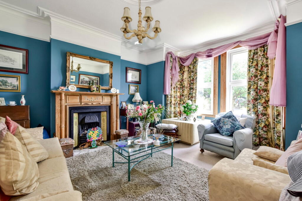 House in Harrow - View 2