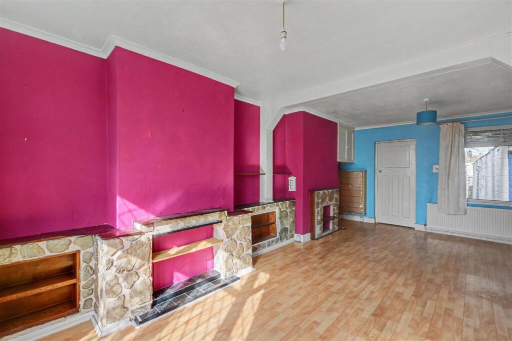 House in Nottingham, Toton - View 5