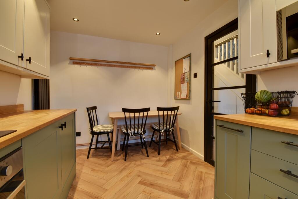 Knights Road, Coggeshall, CO6 1UP photo 3