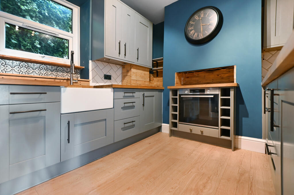 House in Leeds, Horsforth - View 5
