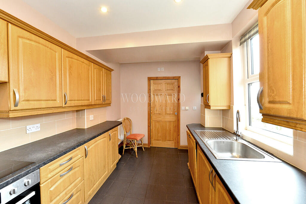 House in Bolsover, Blackwell - More