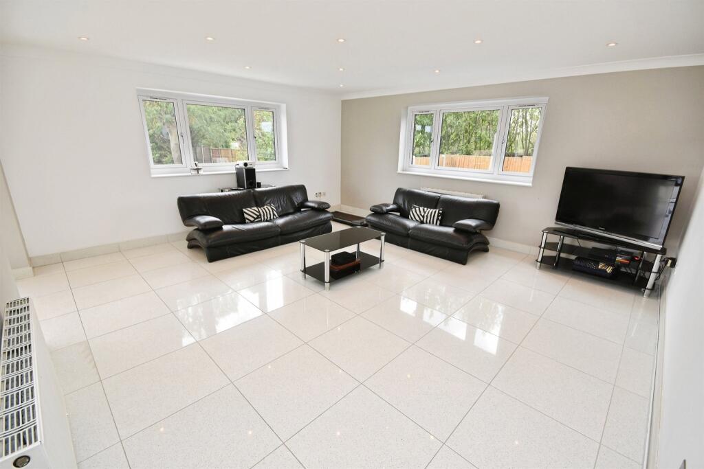 House in Braintree, Cressing - View 2
