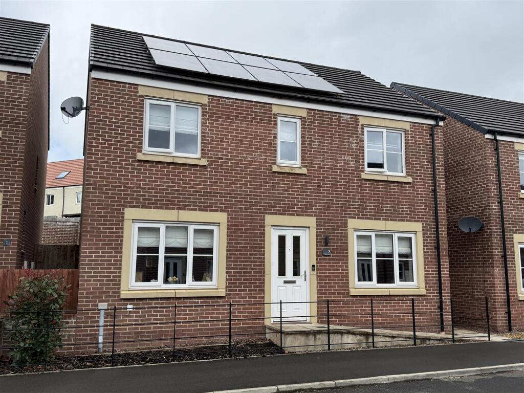 Main image of property: Lilac Grove, Penrith