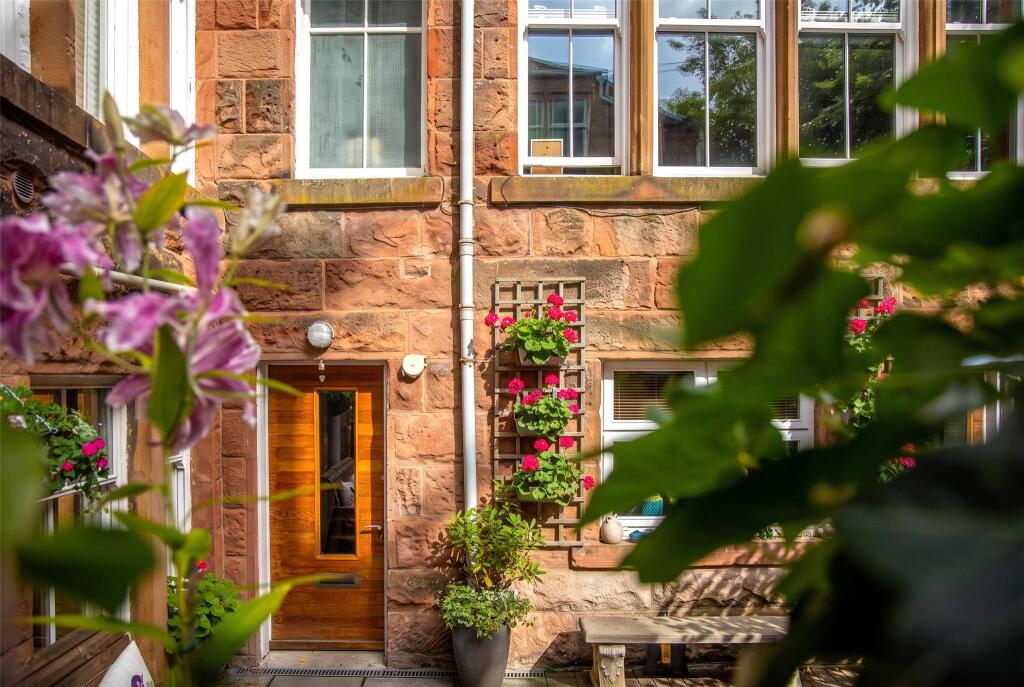 Main image of property: Cleveden Drive Lane, Kirklee, Glasgow