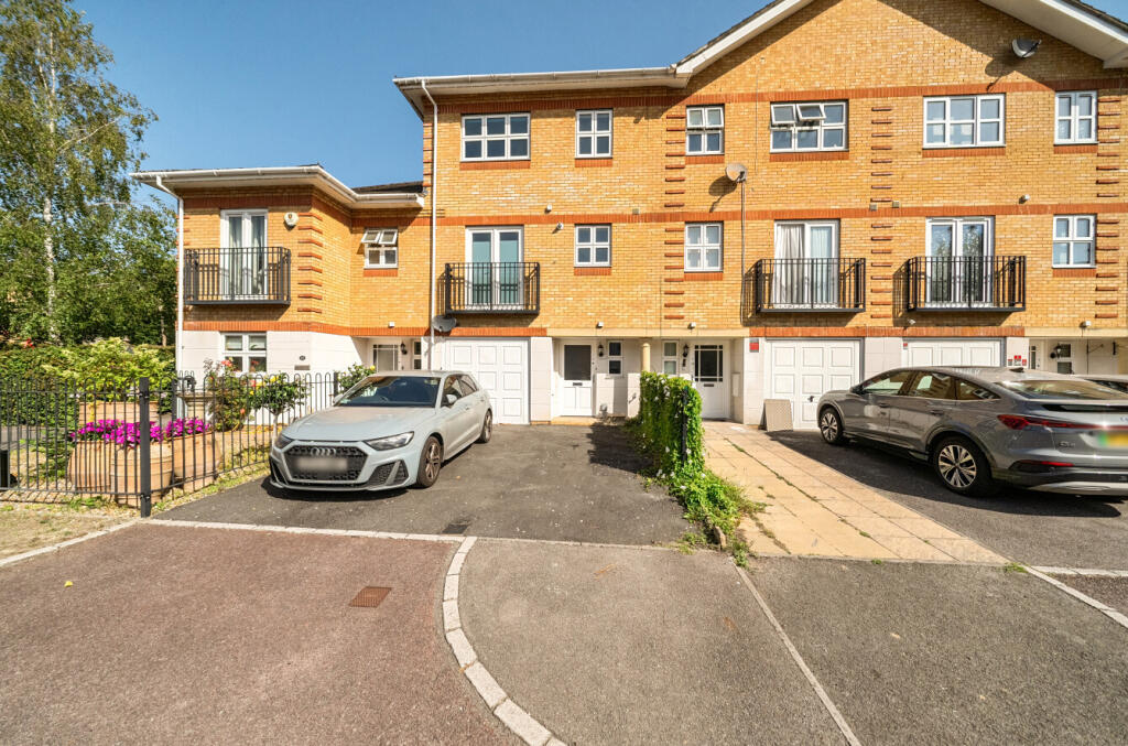 Main image of property: Ogden Park, Bracknell, Berkshire