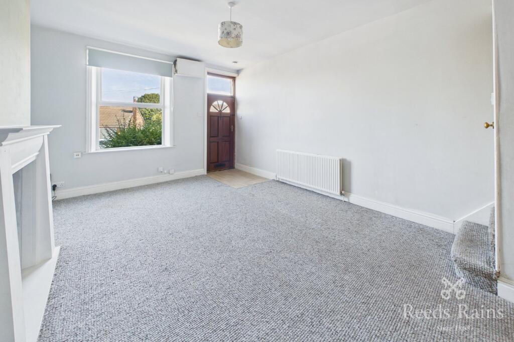 House in Wakefield - View 5