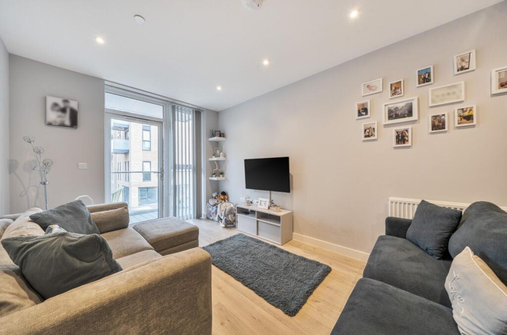 Main image of property: Emerald House, 24 Homefield Rise, Orpington, BR6