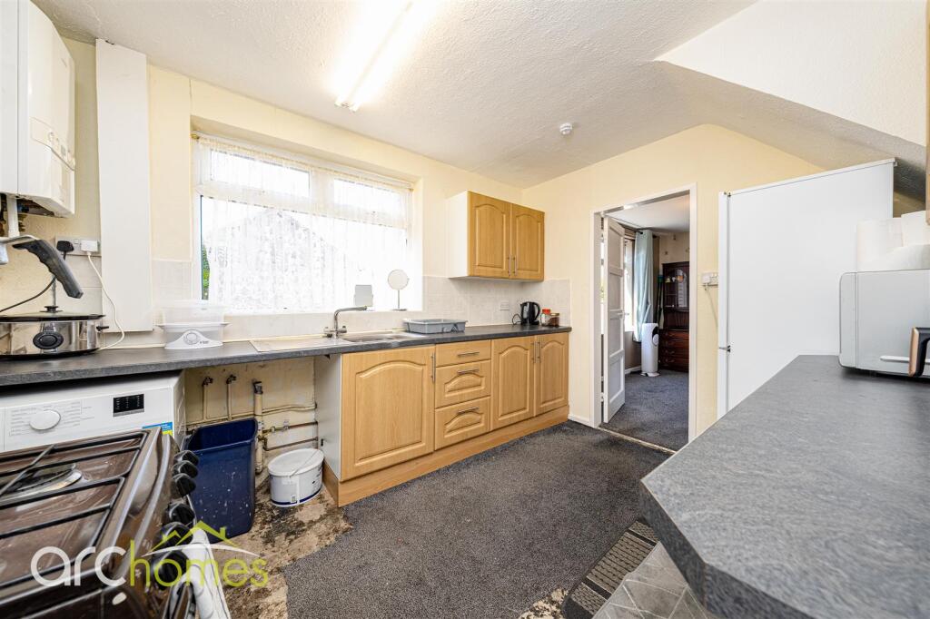 Gregory Avenue, Atherton, Manchester - View 3