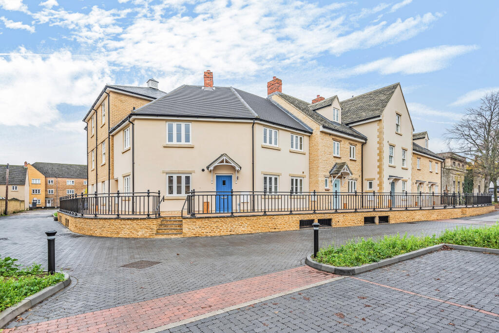 Main image of property: Wyatt Mews, Bridge Street, Witney, OX28