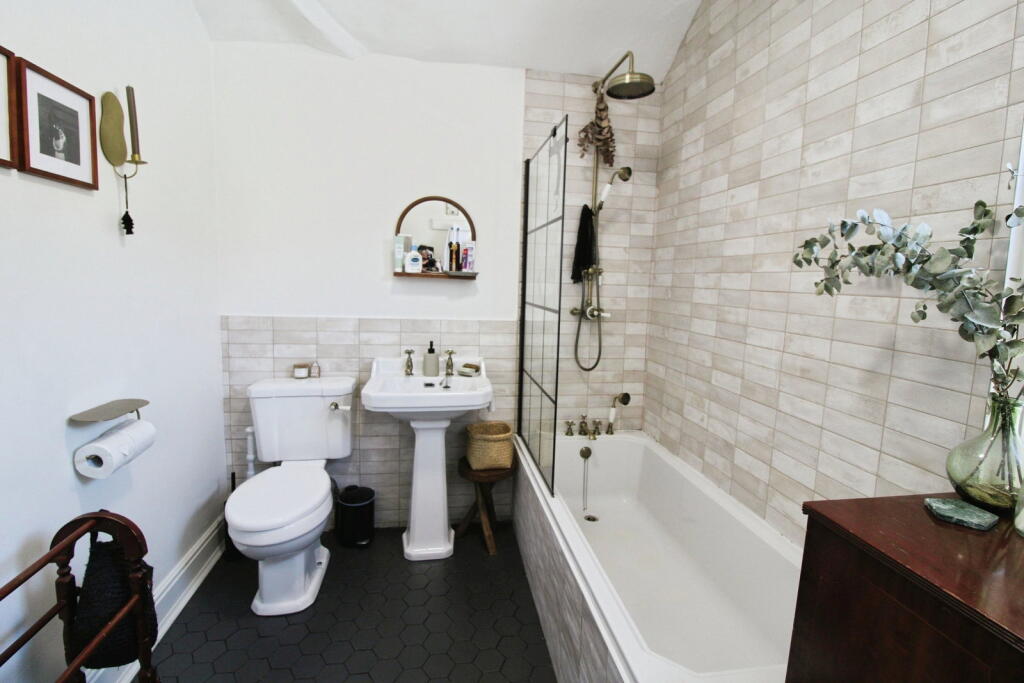 Chetwynd Street, Liverpool, L17 7AJ photo 4