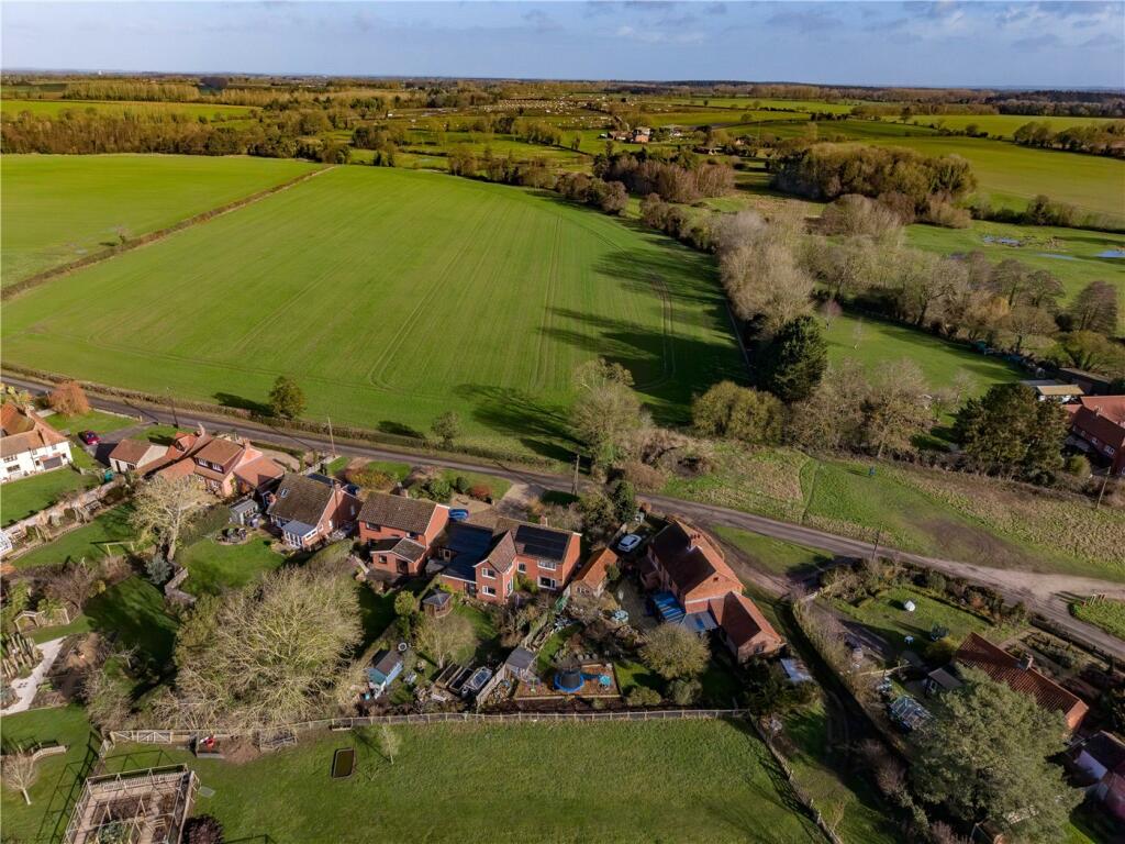 Upgate, Swannington, Norwich, Norfolk, NR9 photo 2