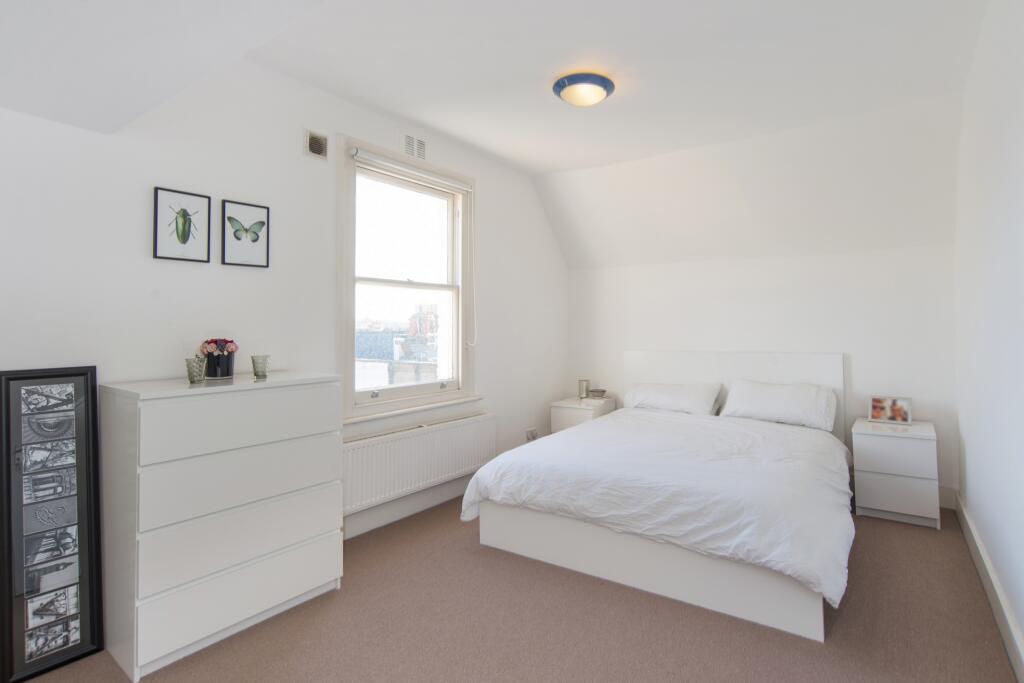 Apartment in London - View 4