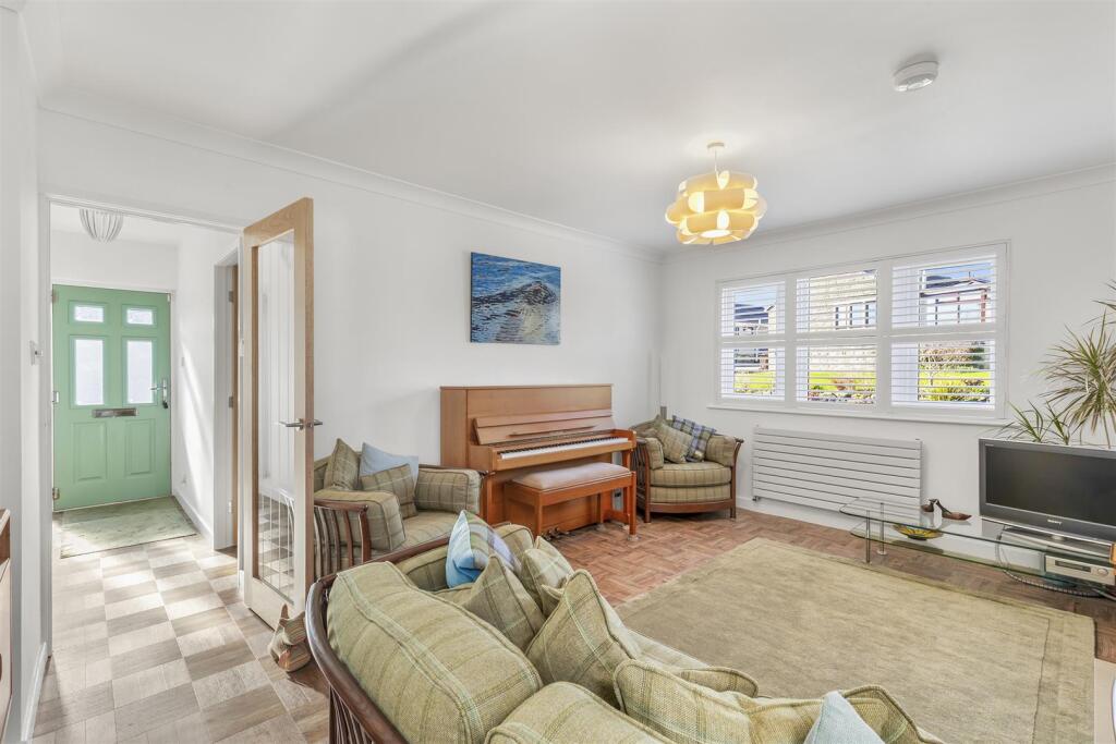 Hillside Close, Addingham, Ilkley - View 4