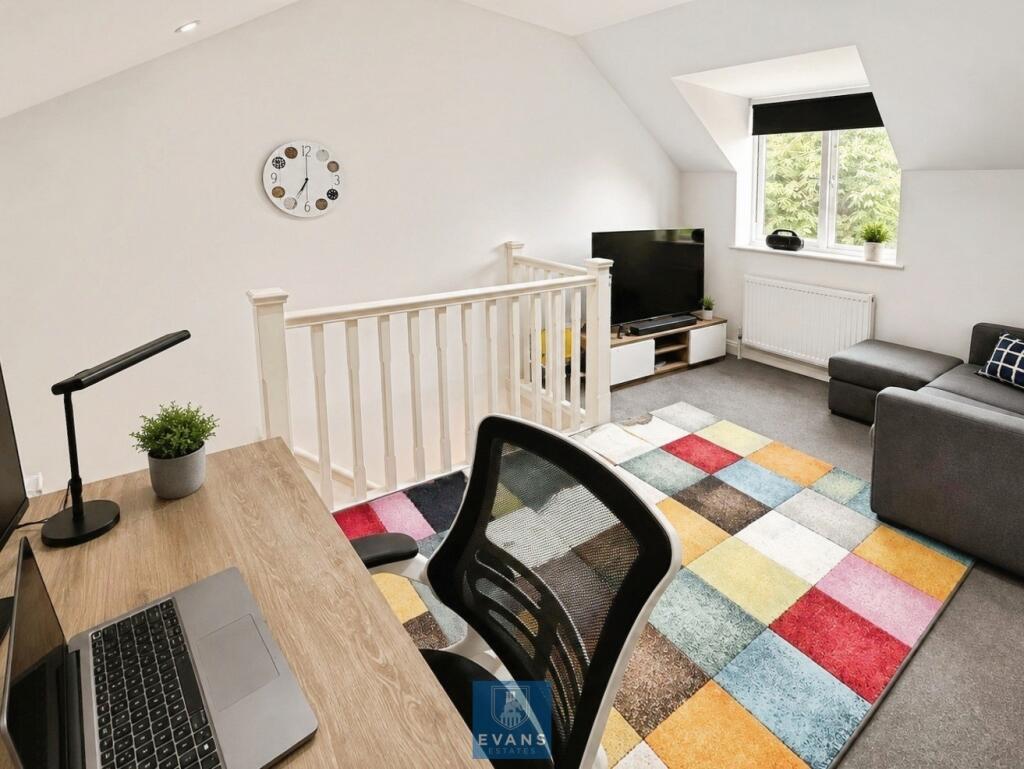 House in Coventry, Stoke Heath - More