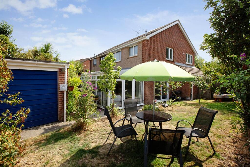 Main image of property: Wychwood Close, Dawlish, EX7