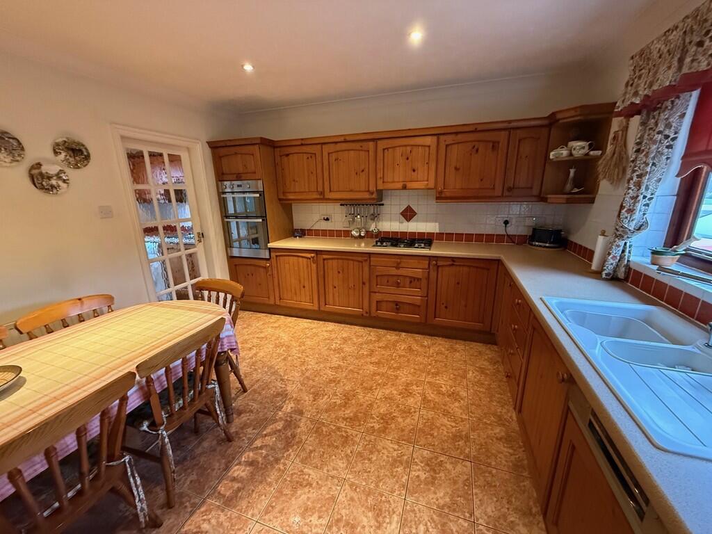 Wingate Way , Bourne photo 3
