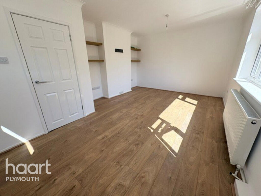 House in Plymouth, Honicknowle - View 4