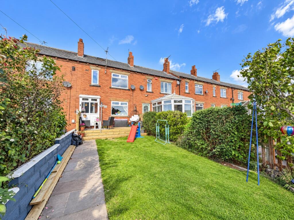 Westroyd Avenue, Hunsworth, BD19 photo 5