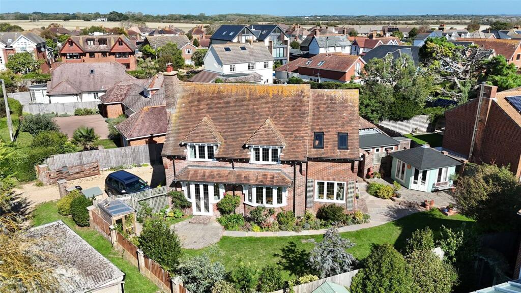 House in Southampton - View 2