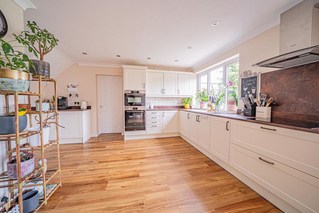 Additional image 6 of Purnells Way, Knowle, B93