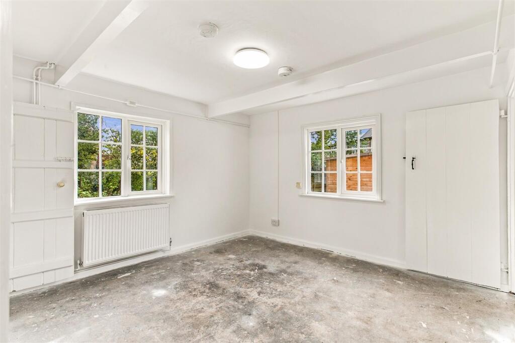House in Wealden, Berwick - View 5
