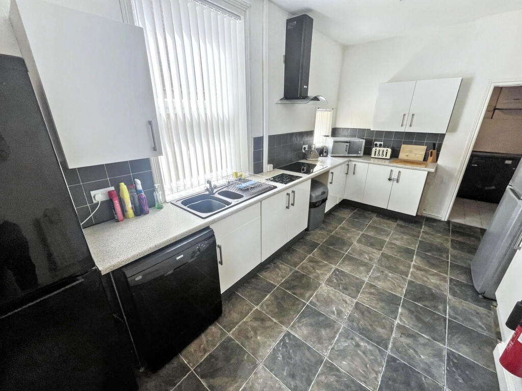 House in Stockton-on-Tees, Portrack - View 3