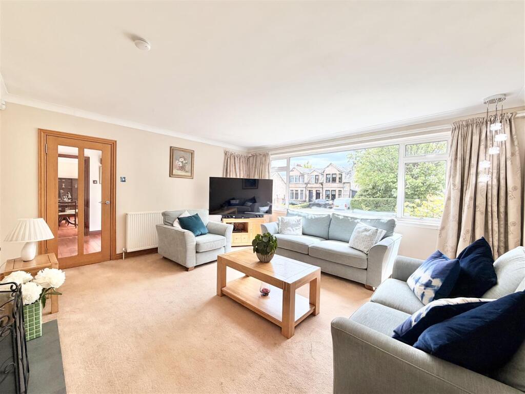 Wellhall Road, Hamilton - View 2