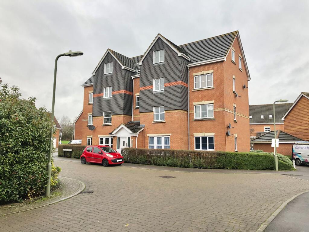 Main image of property: Fallow Crescent, Hedge End, SO30