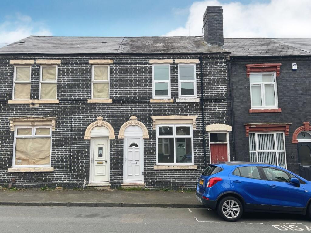 Main image of property: 8 Gill Street, Dudley, DY2 9LG