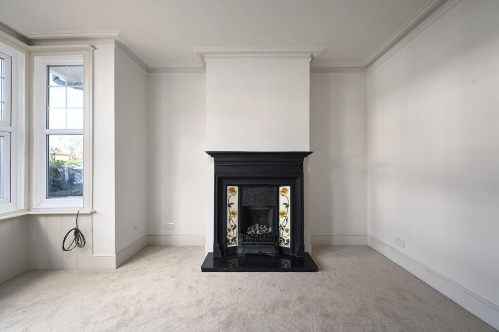 House in Brighton - View 4