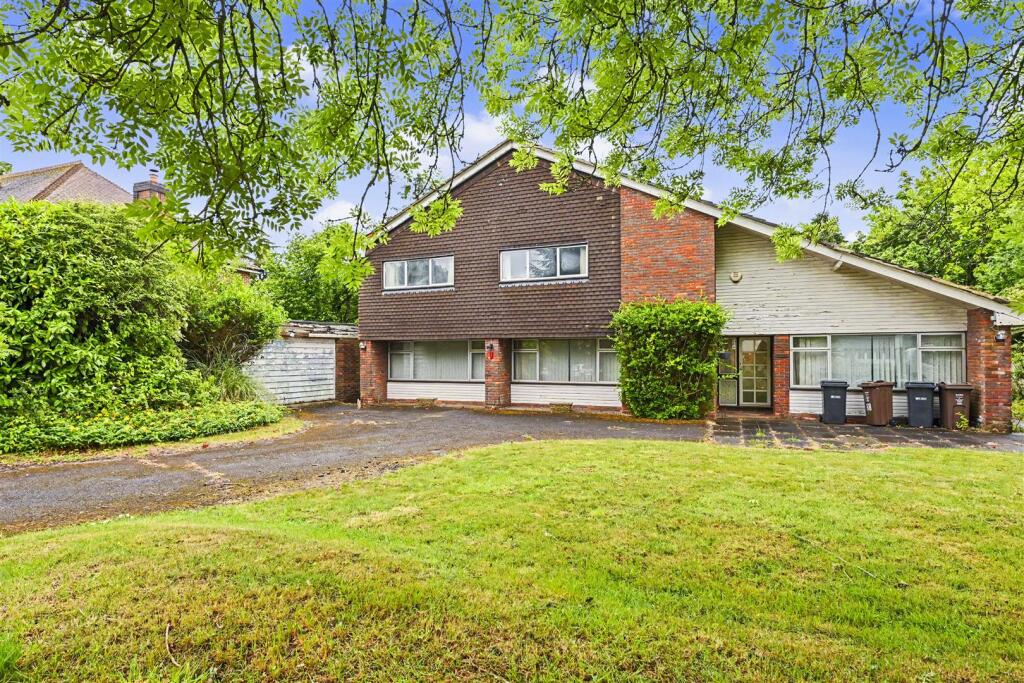 Wheatfield Road, Harpenden