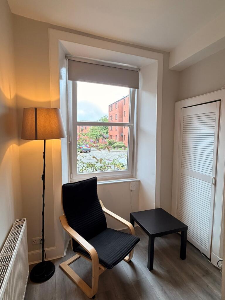 Apartment in Edinburgh - More